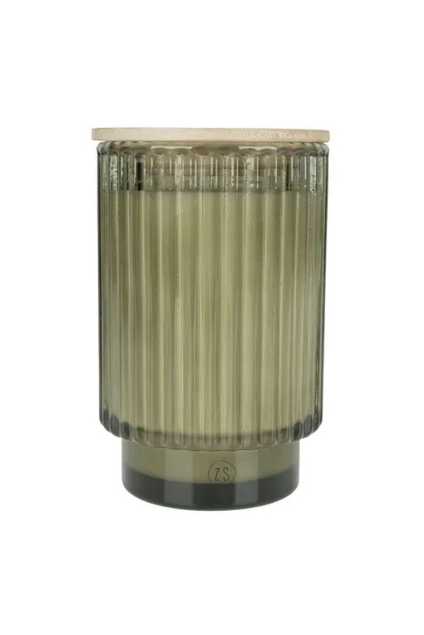 Zusss geurkaars in glas met ribbels poederzacht olijfgroen