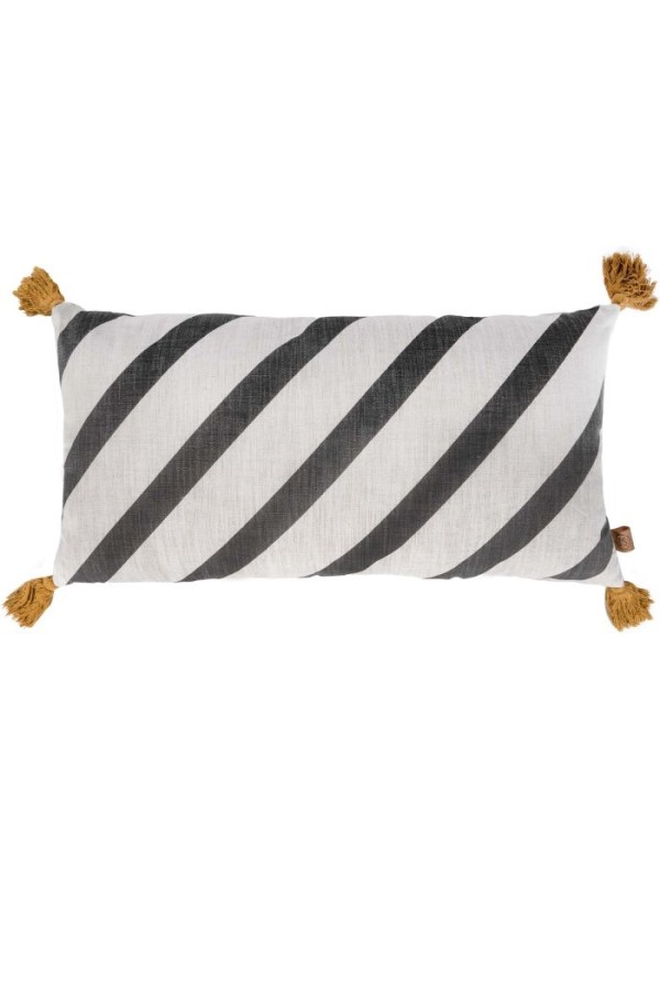 Zusss Buitenkussen Schuine Streep 30x60cm Peper En Zout Zusss Buitenkussen Schuine Streep 30x60cm Peper En Zout