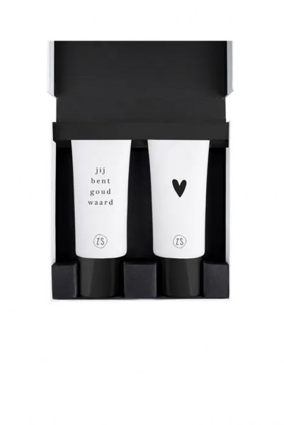 Zusss giftbox met douchegel & lotion hartje Zusss giftbox met douchegel & lotion hartje